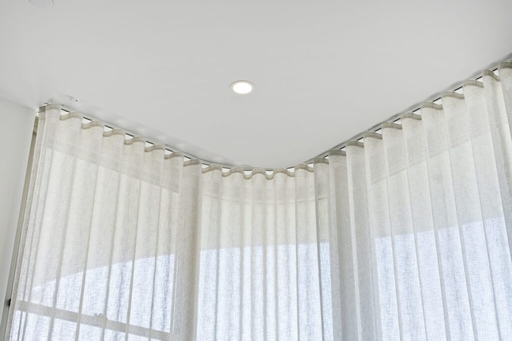 Curved Curtains